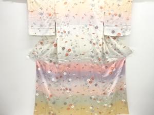 亀甲に草花・蝶模様付け下げ小紋着物